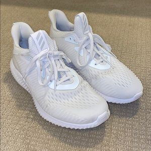 Adidas AlphaBounce White